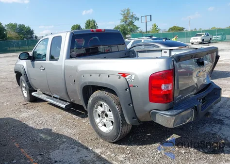 2008 Chevrolet Silverado 1500 Ltz из США, поврежденный, VIN 2GCEK190881205932